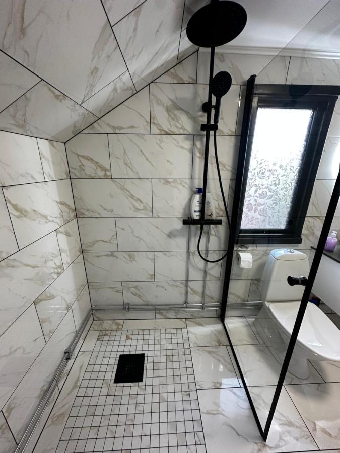Luxurious Apartment Near Citycenter Borås Екстериор снимка